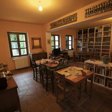 Al Campo Di Sotto Bed & Breakfast Buia Eksteriør billede