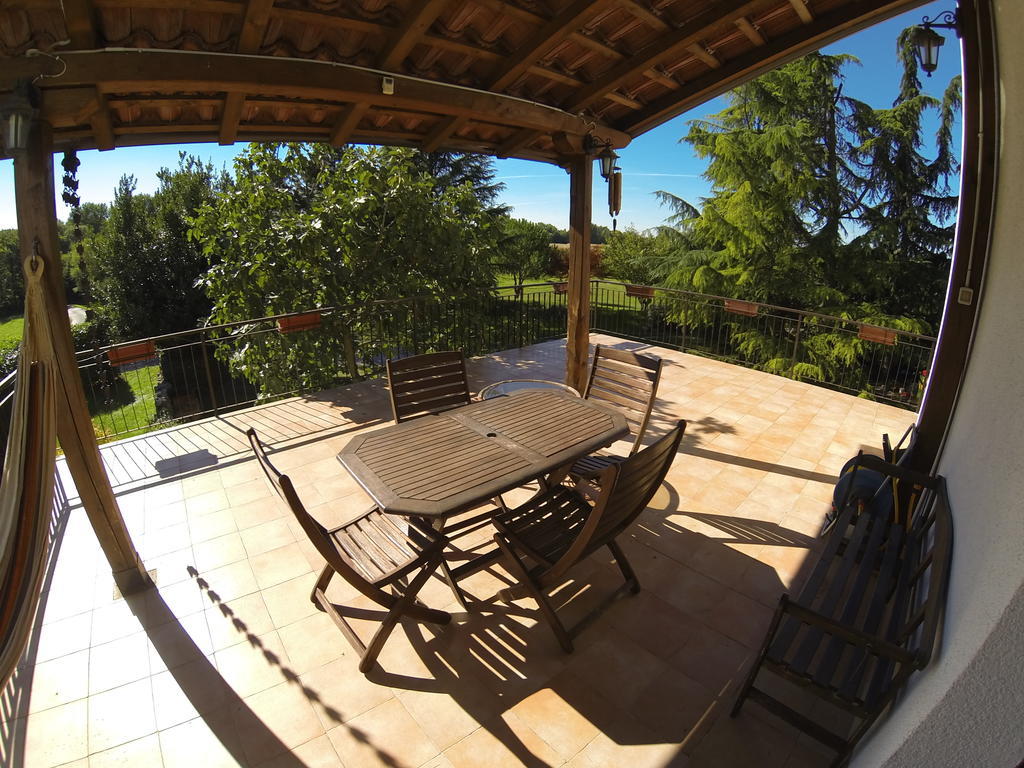 Al Campo Di Sotto Bed & Breakfast Buia Eksteriør billede