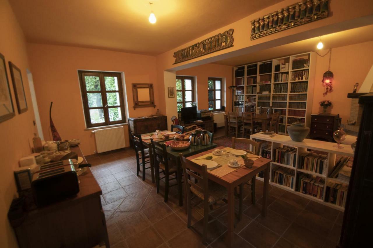Al Campo Di Sotto Bed & Breakfast Buia Eksteriør billede